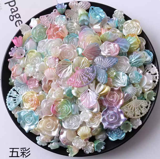 Sandblasted animal-shaped material: Resin is used for phone cases, DIY handicrafts, etc. for decoration.