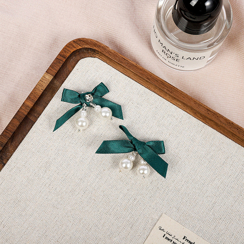 Handmade sewn pearl bow tie DIY accessories for fresh butterfly knot decoration, creative clothing, shoes, hats, hair clips and accessories.
